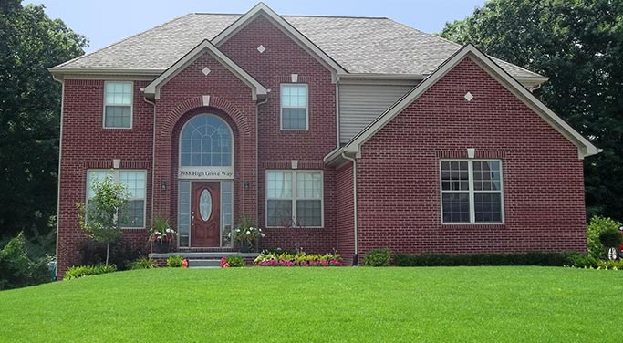 <strong>Rockford</strong><span>4 beds, 2.5 baths, 2-Car S.E. Garage, 2800 sq. ft. Starting at: $ 299 900 <a href='./floorplans.php?com=MANITOU&fp=Rockford'>Additional Information</a></span>